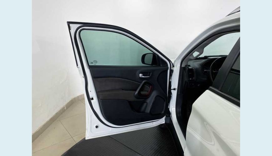 FIAT FIAT TORO FREEDOM 1.8 FLEX AUT. 4P - BRANCO - 2019 Foto 9 (Grande)