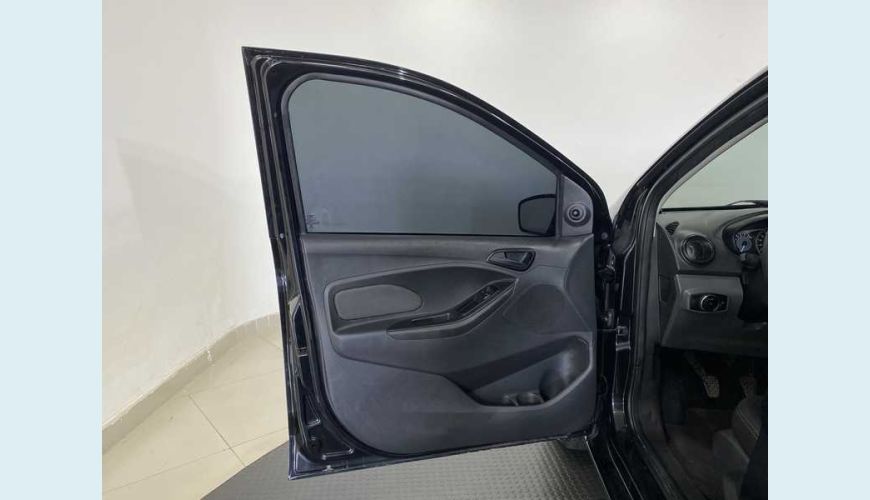 FORD KA SE 1.5 16V FLEX MANUAL 4P - PRETO - 2015 Foto 9 (Grande)