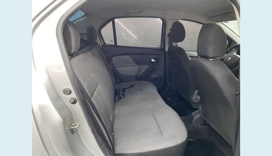 RENAULT LOGAN EXPRESSION 1.6 16V FLEX MANUAL 4P - PRATA - 2019 Foto 9 (Grande)