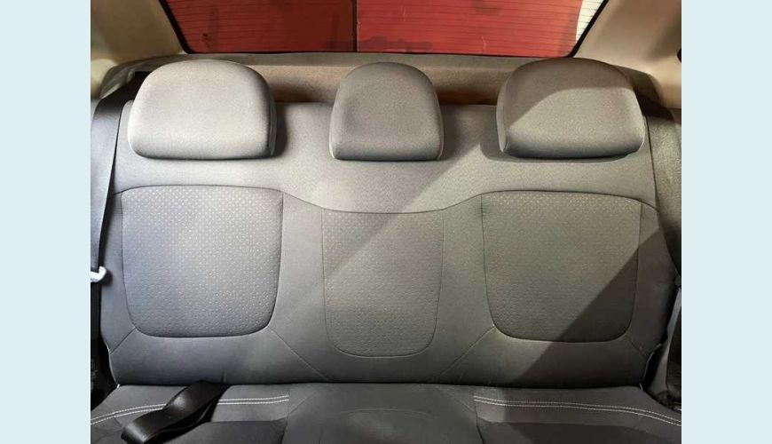 FIAT GRAND SIENA EVO ATTRACTIVE 1.4 8V FLEX MANUAL 4P - PRETO - 2013 Foto 9 (Grande)
