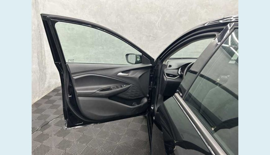 CHEVROLET ONIX PLUS LTZ 1.0 TURBO FLEX AUT. 4P - PRETO - 2023 Foto 9 (Grande)
