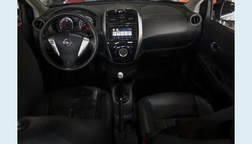 NISSAN VERSA SV 1.6 16V FLEX AUT. 4P - PRETO - 2018 Foto 9 (Grande)