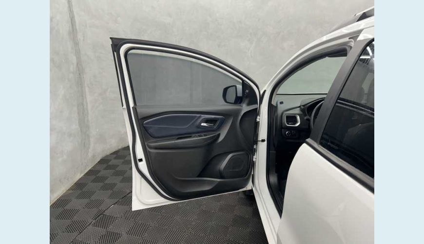 CHEVROLET SPIN PREMIER 1.8 FLEX AUT. 4P - BRANCO - 2023 Foto 9 (Grande)