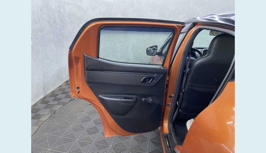 RENAULT KWID INTENSE 1.0 12V SCE FLEX MANUAL 4P - LARANJA - 2018 Foto 9 (Grande)