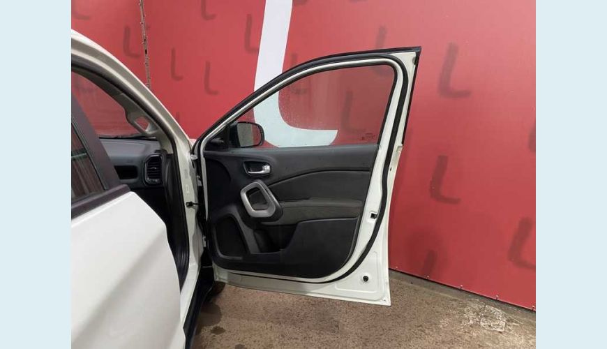 FIAT TORO ENDURANCE 1.8 FLEX AUT. 4P - BRANCO - 2021 Foto 9 (Grande)