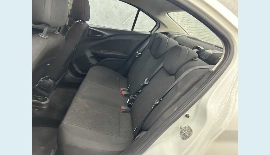 FIAT CRONOS DRIVE 1.3 FLEX MANUAL 4P - BRANCO - 2023 Foto 9 (Grande)