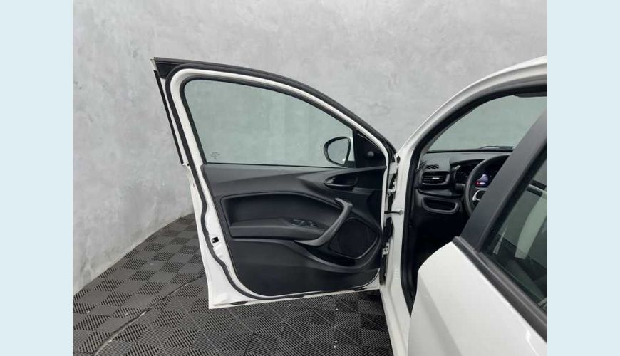 FIAT CRONOS 1.3 FLEX MANUAL 4P - BRANCO - 2022 Foto 9 (Grande)