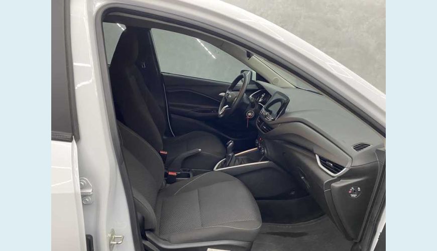 CHEVROLET ONIX LT 1.0 TURBO FLEX MANUAL 4P - BRANCO - 2023 Foto 9 (Grande)
