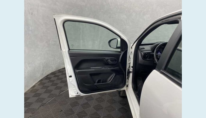 FIAT STRADA FREEDOM 1.3 CD FLEX MANUAL 4P - BRANCO - 2022 Foto 9 (Grande)