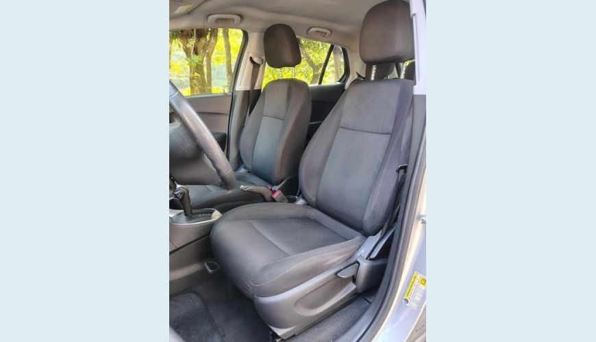 CHEVROLET CHEVROLET TRACKER LT 1.4 TURBO FLEX AUT. 4P - PRATA - 2017 Foto 9 (Grande)