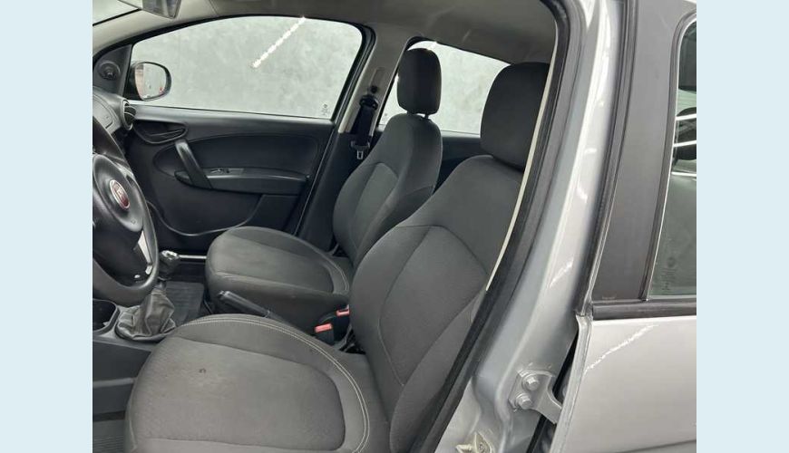 FIAT GRAND SIENA 1.0 FLEX MANUAL 4P - PRATA - 2021 Foto 9 (Grande)