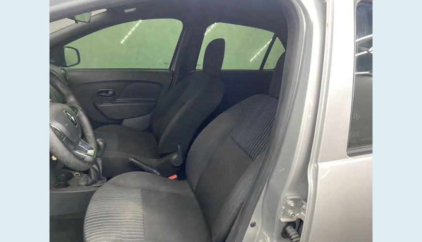 RENAULT LOGAN LIFE 1.0 12V SCE FLEX MANUAL 4P - PRATA - 2021 Foto 9 (Grande)