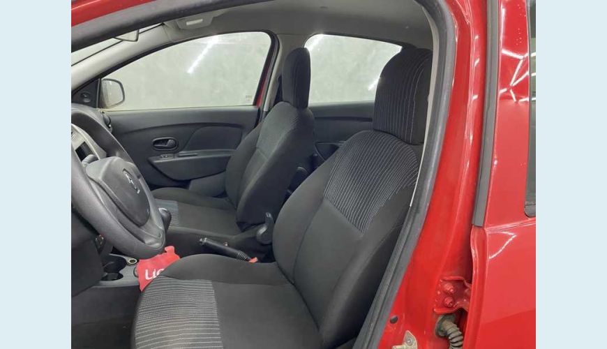 RENAULT LOGAN AUTHENTIQUE 1.0 12V FLEX MANUAL 4P - VERMELHO - 2018 Foto 9 (Grande)
