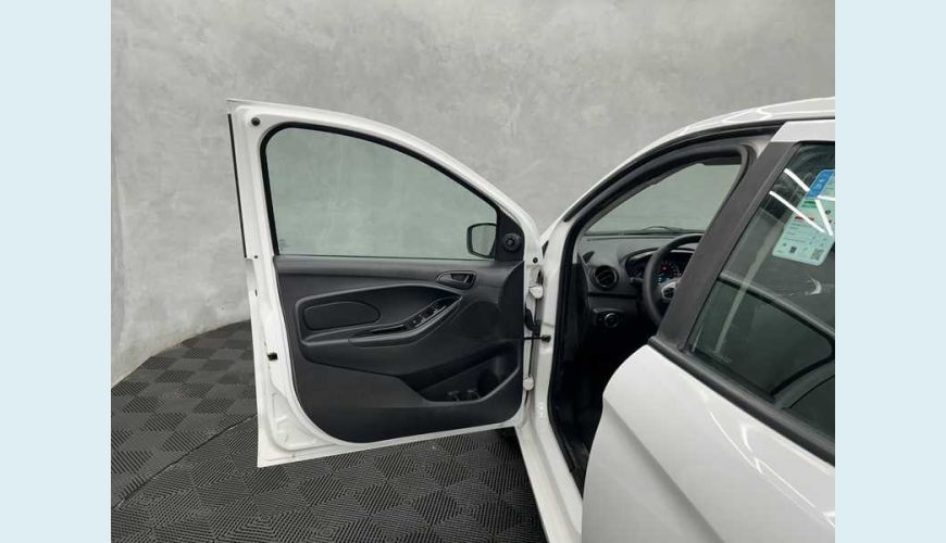 FORD KA SE PLUS 1.5 12V FLEX AUT. 4P - BRANCO - 2020 Foto 9 (Grande)