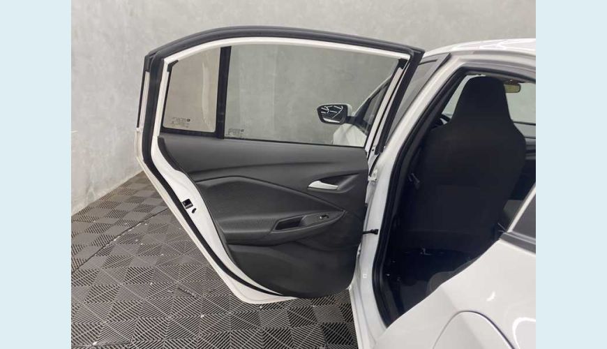 CHEVROLET ONIX LT 1.0 FLEX MANUAL 4P - BRANCO - 2022 Foto 9 (Grande)
