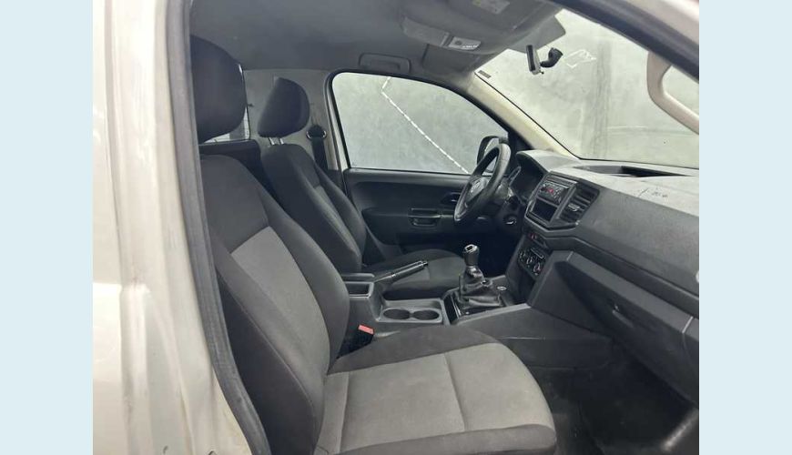 VOLKSWAGEN AMAROK S 4X4 2.0 TDI DIESEL MANUAL 2P - BRANCO - 2018 Foto 9 (Grande)