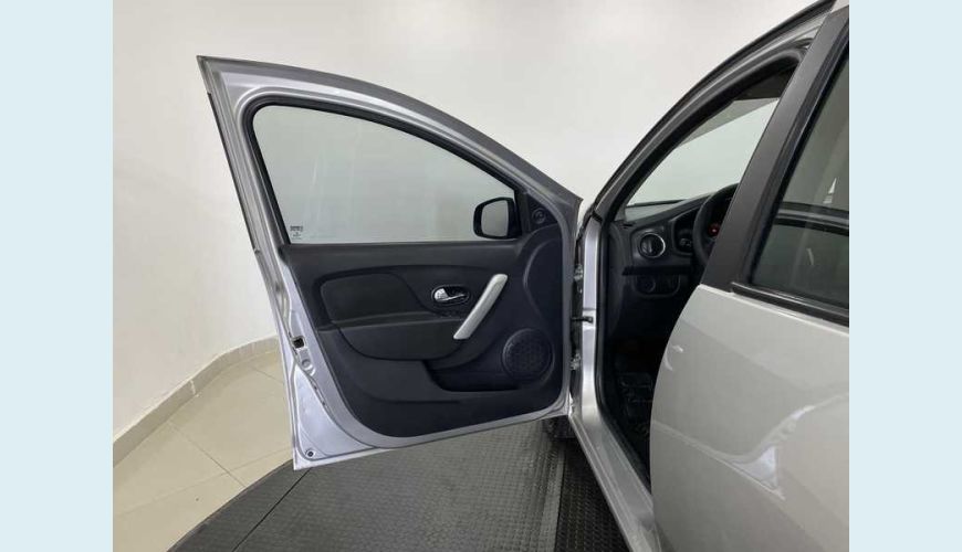 RENAULT SANDERO EXPRESSION 1.0 16V FLEX MANUAL 4P - PRATA - 2016 Foto 9 (Grande)