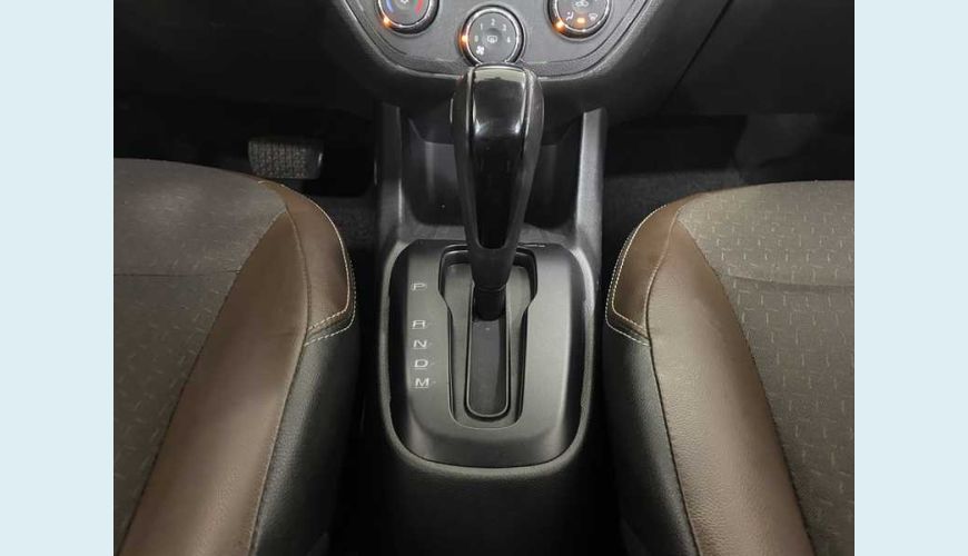 CHEVROLET CHEVROLET COBALT LTZ 1.8 8V FLEX AUT. 4P - CINZA - 2018 Foto 9 (Grande)