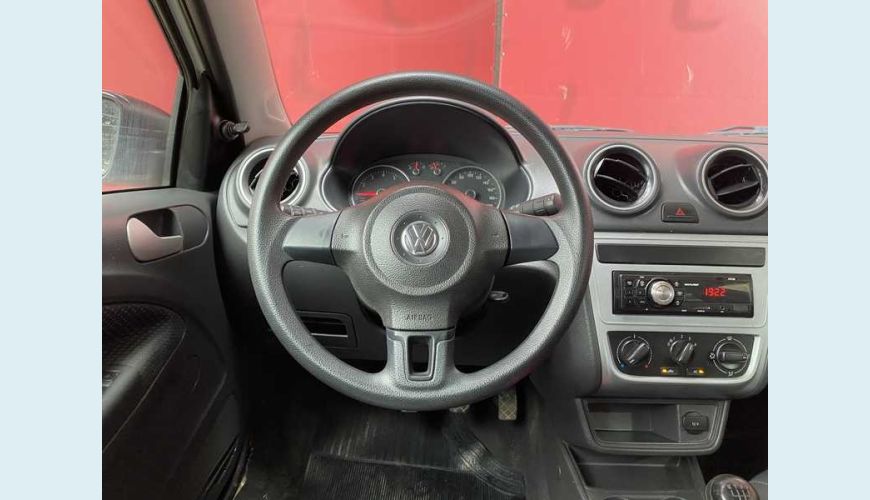 VOLKSWAGEN GOL 1.0 TEC TRENDLINE FLEX 2P - BRANCO - 2015 Foto 9 (Grande)