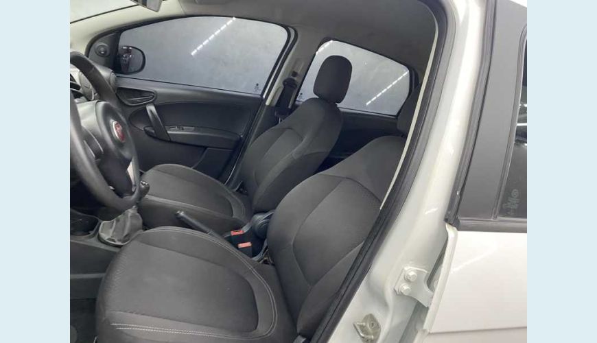 FIAT GRAND SIENA 1.0 FLEX MANUAL 4P - BRANCO - 2021 Foto 9 (Grande)