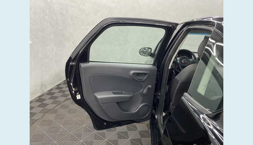 FIAT FIAT GRAND SIENA 1.0 FLEX MANUAL 4P - PRETO - 2021 Foto 9 (Grande)