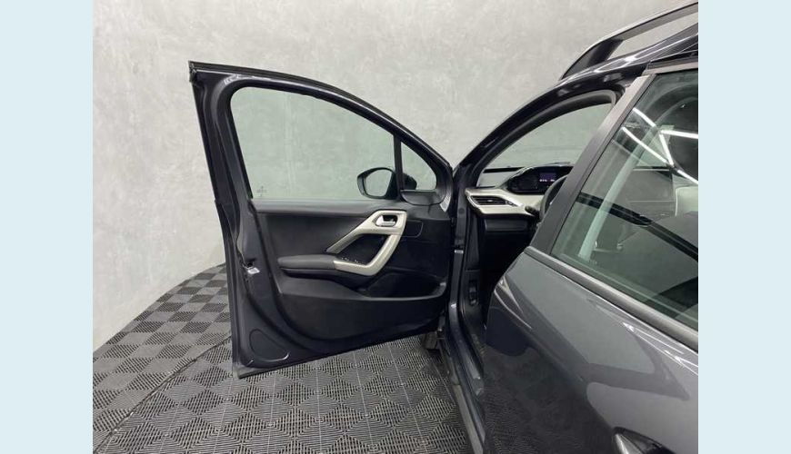 PEUGEOT 2008 ALLURE PACK 1.6 FLEX AUT. 4P - CINZA - 2022 Foto 9 (Grande)