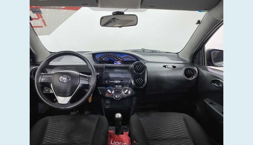 TOYOTA ETIOS X 1.3 FLEX MANUAL 4P - PRETO - 2015 Foto 9 (Grande)