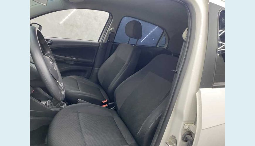 VOLKSWAGEN GOL 1.6 (FLEX) - BRANCO - 2022 Foto 9 (Grande)