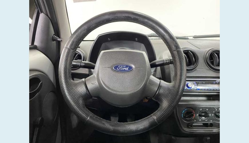 FORD KA 1.0 FLEX MANUAL 4P - PRATA - 2009 Foto 9 (Grande)