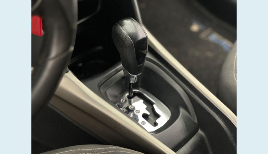 PEUGEOT 2008 ALLURE AT FLEX AUTOM. 4P - BRANCO - 2017 Foto 9 (Grande)