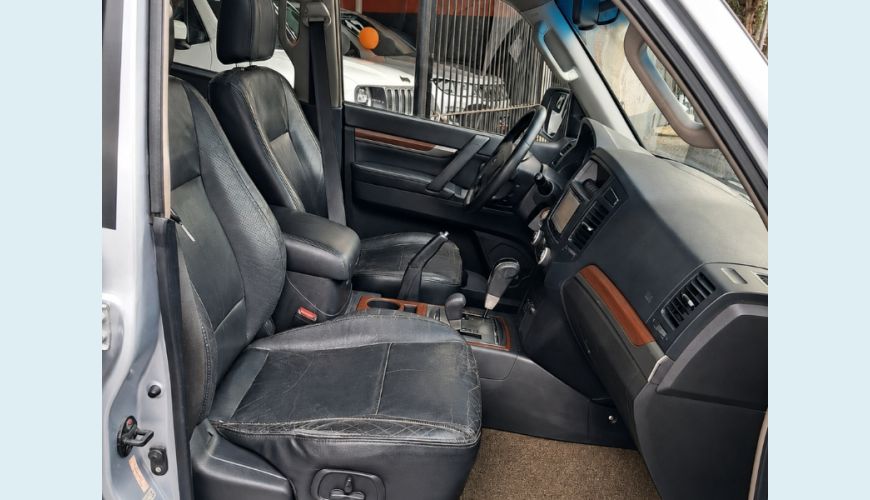 MITSUBISHI PAJERO GLS HPE FULL 3.8 24V FLEX AUT. 4P - PRATA - 2008 Foto 9 (Grande)