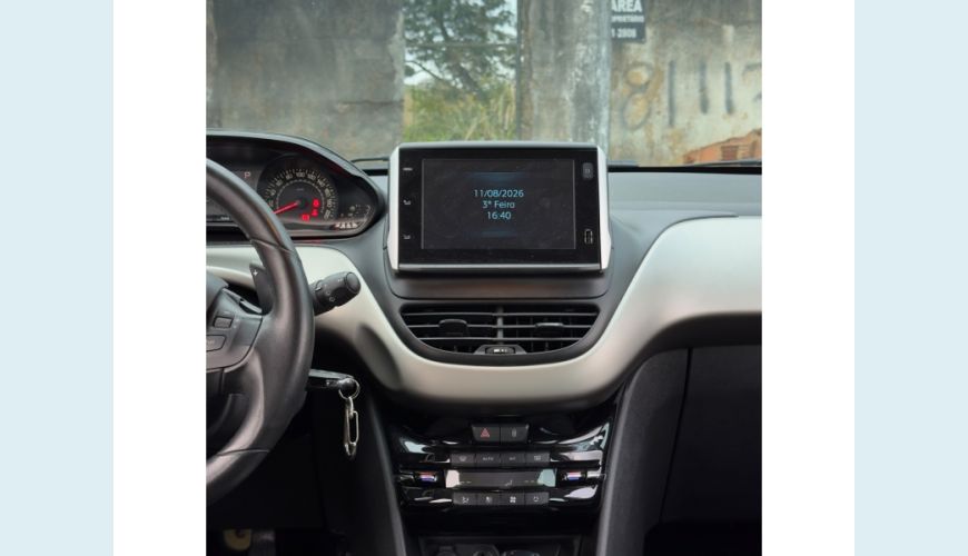 PEUGEOT 2008 FLEX AUT. 4P - BRANCO - 2017 Foto 9 (Grande)
