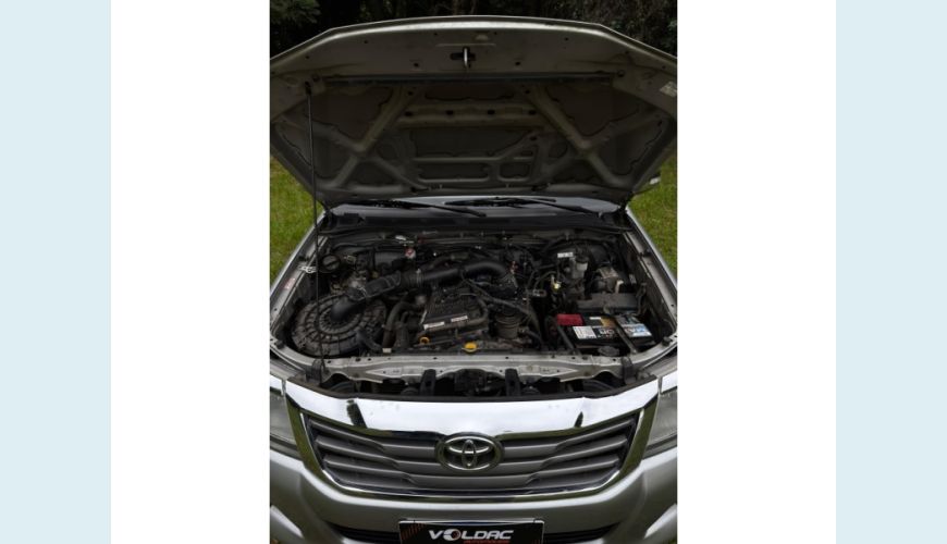 TOYOTA HILUX FLEX AUT. 4P - PRATA - 2015 Foto 9 (Grande)