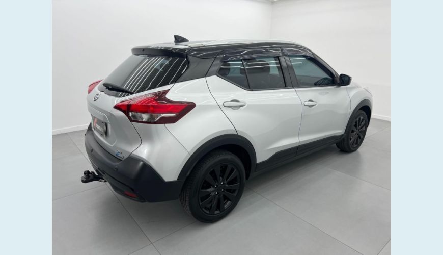NISSAN KICKS SV FLEX AUT. 4P - PRATA - 2018 Foto 9 (Grande)