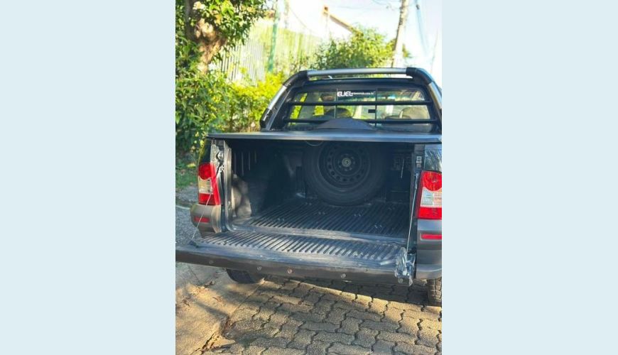 FIAT FIAT STRADA ADVENTURE CD 1.8 FLEX MANUAL 2P - AZUL - 2011 Foto 9 (Grande)