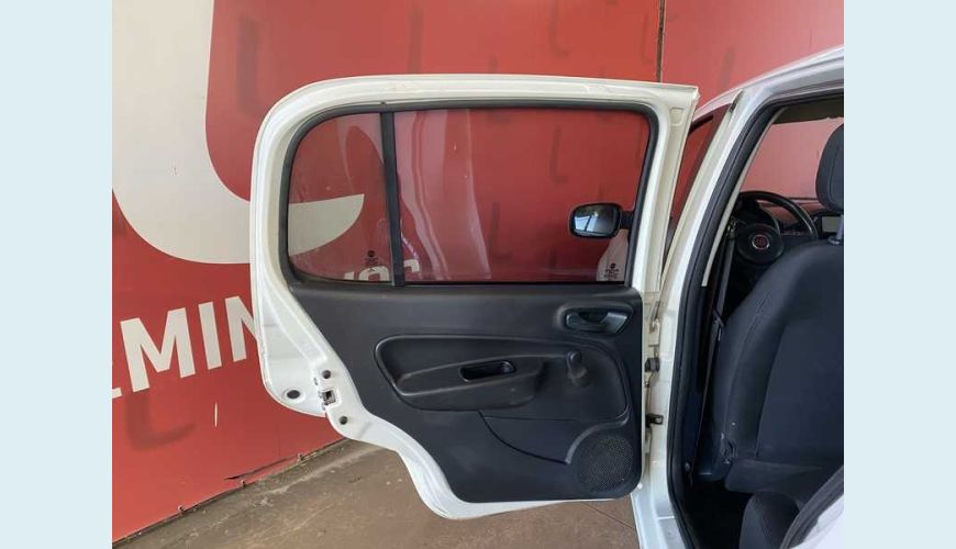 FIAT FIAT UNO DRIVE 1.0 FLEX MANUAL 4P - BRANCO - 2019 Foto 9 (Grande)
