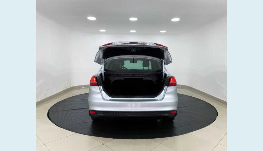 FORD FOCUS SE PLUS 2.0 FLEX AUT. 4P - PRATA - 2018 Foto 9 (Grande)