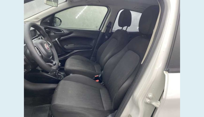 FIAT ARGO DRIVE 1.0 FLEX MANUAL 4P - BRANCO - 2020 Foto 9 (Grande)