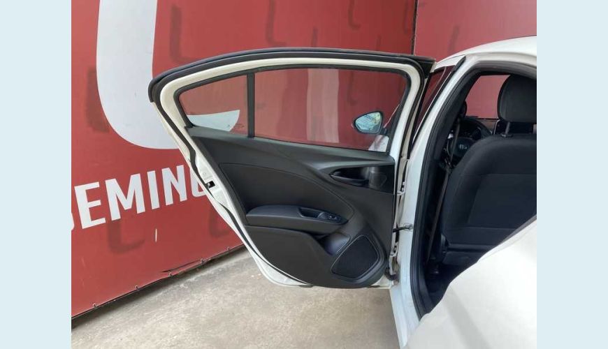 FIAT CRONOS DRIVE 1.3 FLEX MANUAL 4P - BRANCO - 2022 Foto 9 (Grande)