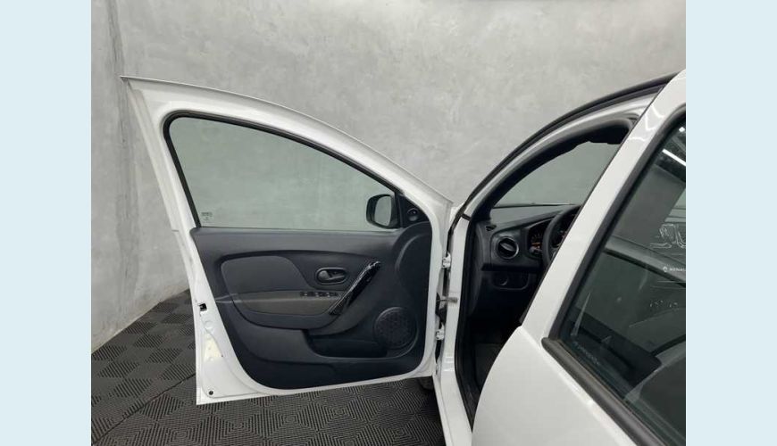 RENAULT LOGAN ZEN 1.0 12V FLEX MANUAL 4P - BRANCO - 2023 Foto 9 (Grande)