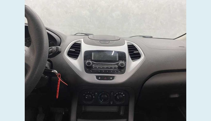 FORD KA SE 1.0 FLEX MANUAL 4P - BRANCO - 2019 Foto 9 (Grande)