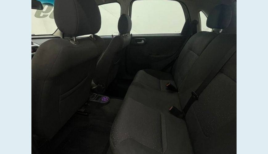 CHEVROLET CORSA HATCHBACK PREMIUM 1.4 8V FLEX MANUAL 4P - PRATA - 2009 Foto 9 (Grande)