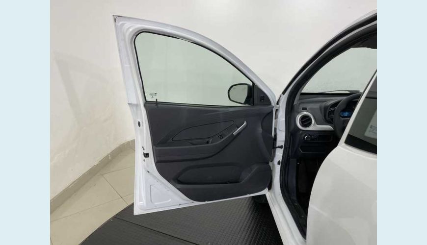 CHEVROLET CHEVROLET MONTANA LS 1.4 FLEX MANUAL 2P - BRANCO - 2018 Foto 9 (Grande)