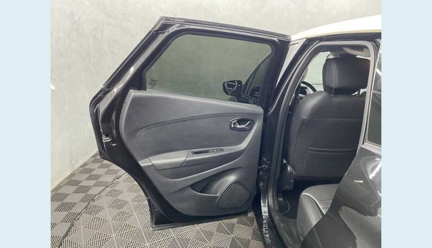 RENAULT RENAULT CAPTUR INTENSE 2.0 16V FLEX AUT. 4P - PRETO - 2018 Foto 9 (Grande)