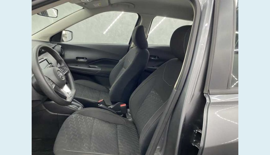 NISSAN KICKS SENSE 1.6 FLEX AUT. - CINZA - 2022 Foto 9 (Grande)
