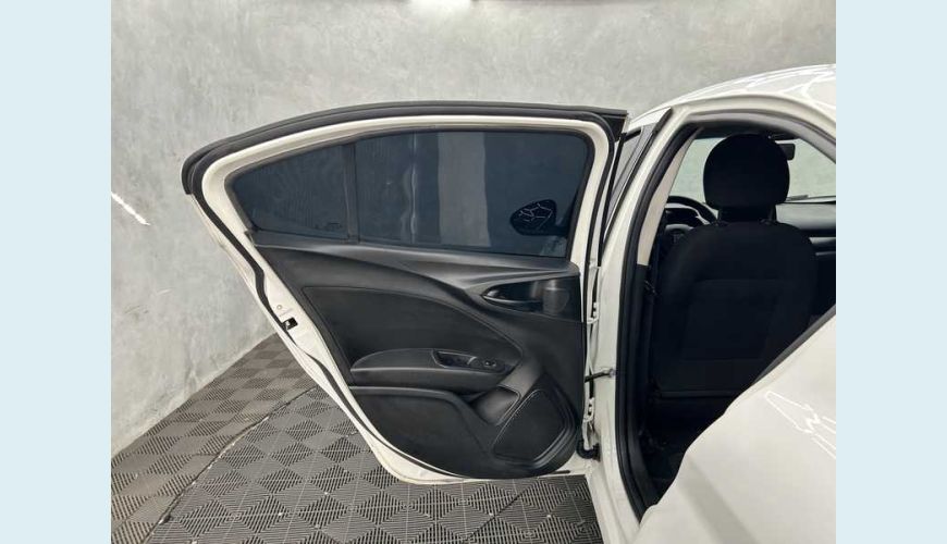 FIAT CRONOS DRIVE 1.3 S-DESIGN FLEX MANUAL 4P - BRANCO - 2022 Foto 9 (Grande)