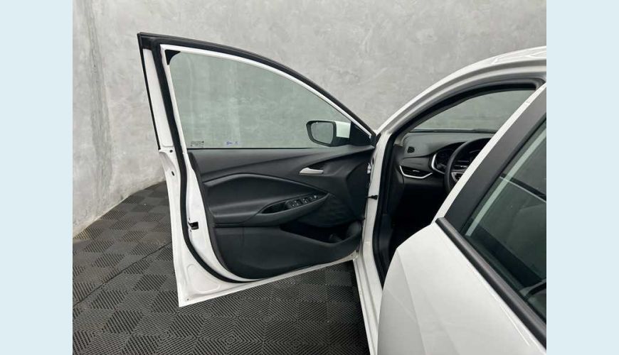CHEVROLET ONIX LT 1.0 TURBO FLEX MANUAL 4P - BRANCO - 2024 Foto 9 (Grande)