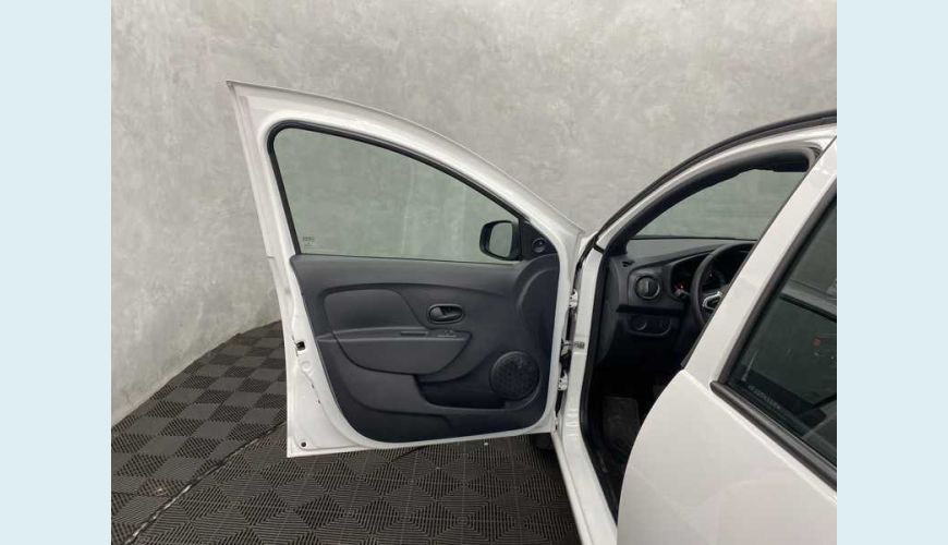 RENAULT LOGAN LIFE 1.0 12V FLEX MANUAL 4P - BRANCO - 2023 Foto 9 (Grande)