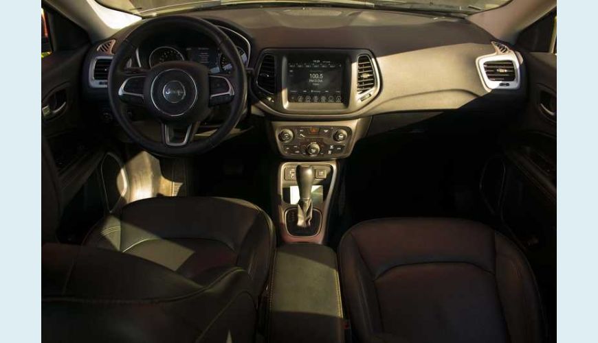 JEEP COMPASS LONGITUDE 2.0 FLEX AUT. 4P - PRATA - 2019 Foto 9 (Grande)