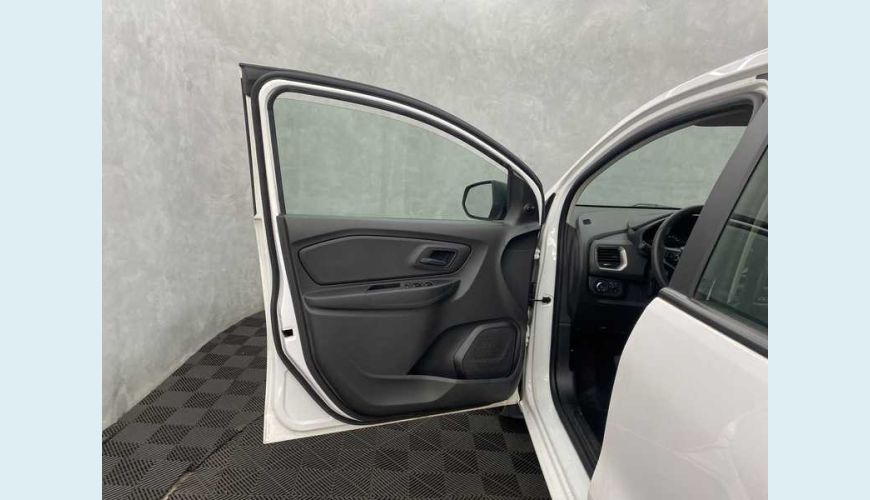 CHEVROLET SPIN LS 1.8 FLEX MANUAL 4P - BRANCO - 2022 Foto 9 (Grande)
